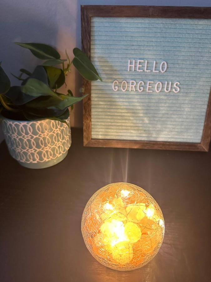 *Cozy, Convenient Boston. Indulge, You Deserve It* 外观 照片